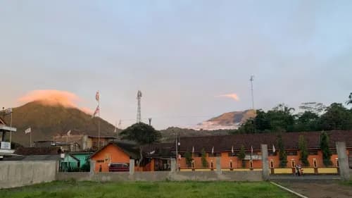 About Photo 1